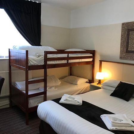 The Feathers Hotel Blackpool Exteriör bild