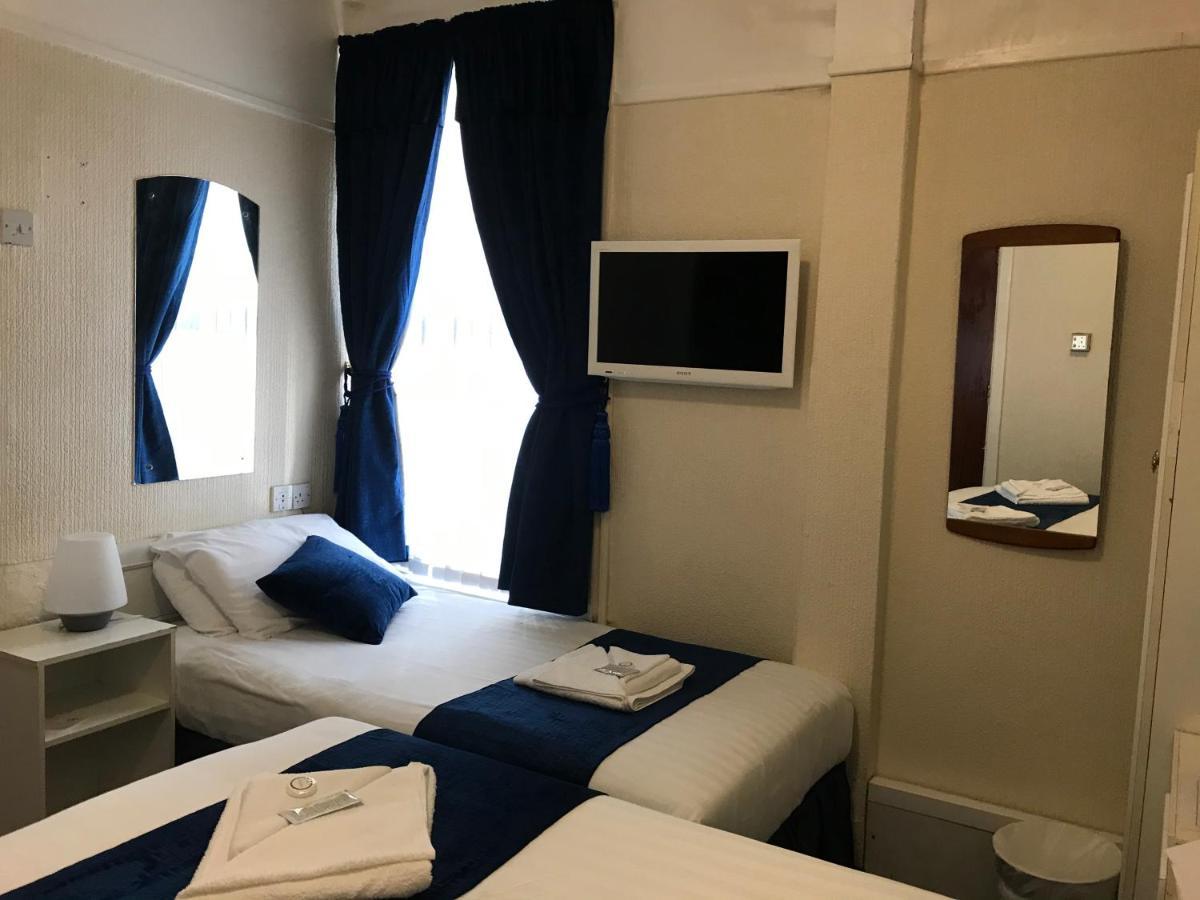 The Feathers Hotel Blackpool Exteriör bild