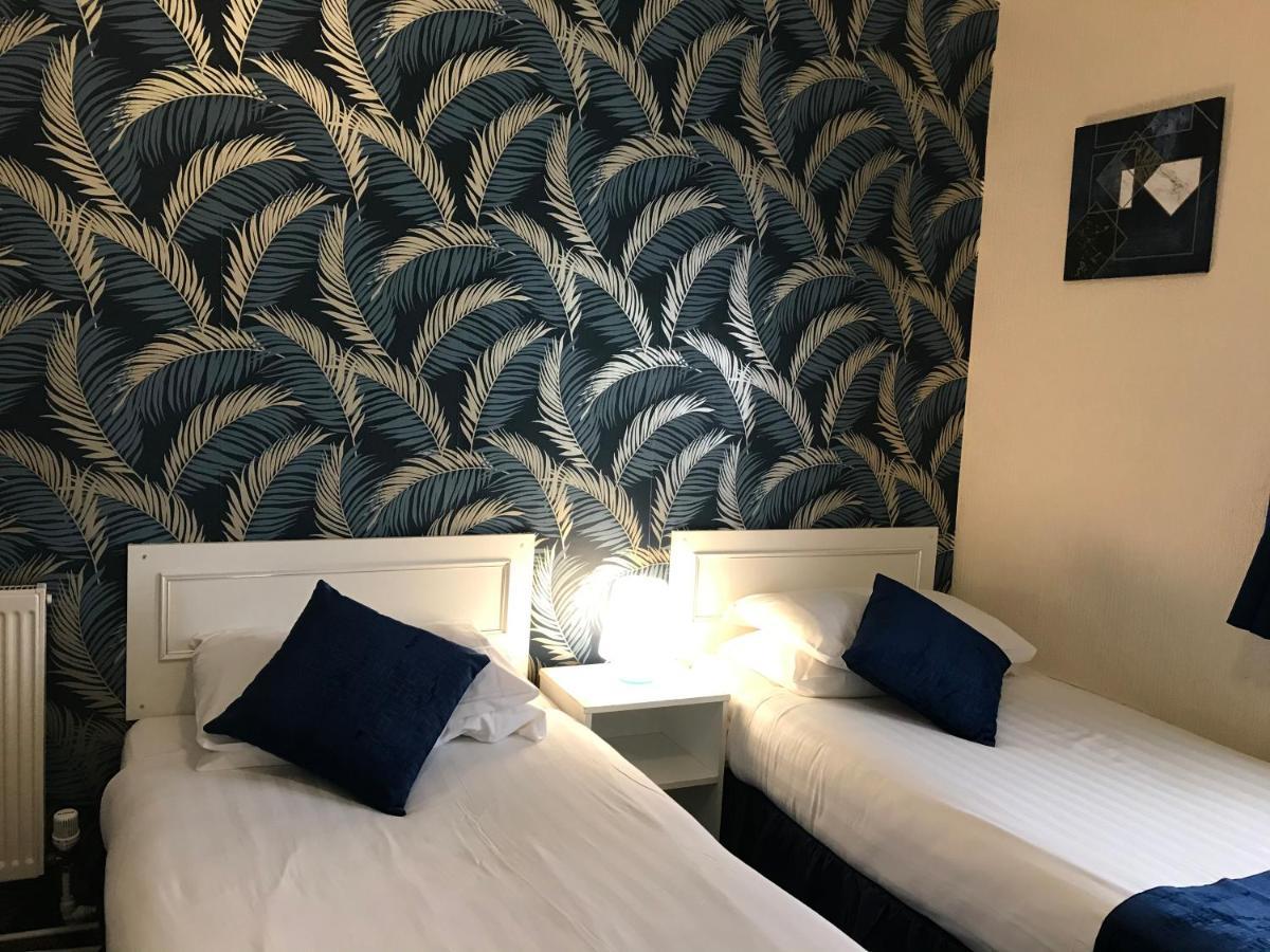 The Feathers Hotel Blackpool Exteriör bild