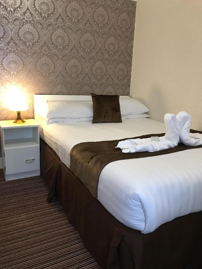 The Feathers Hotel Blackpool Exteriör bild
